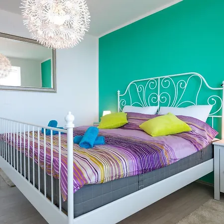 Butterfly - One Bedroom With Sea View شقة